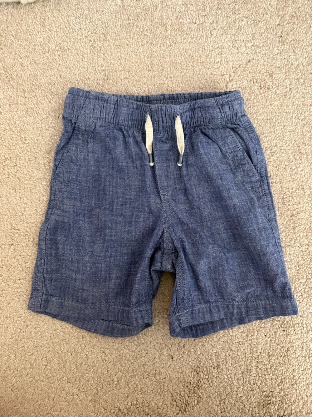 Gap Kids Chambray Pull-On Shorts in Blue size 4